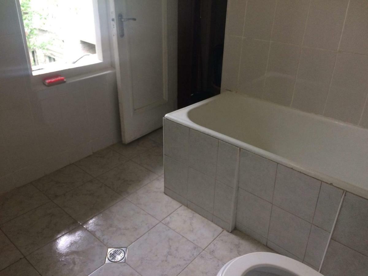 Guesthouse Malkhazi Borjomi Luaran gambar
