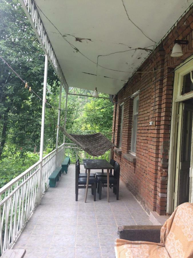 Guesthouse Malkhazi Borjomi Luaran gambar